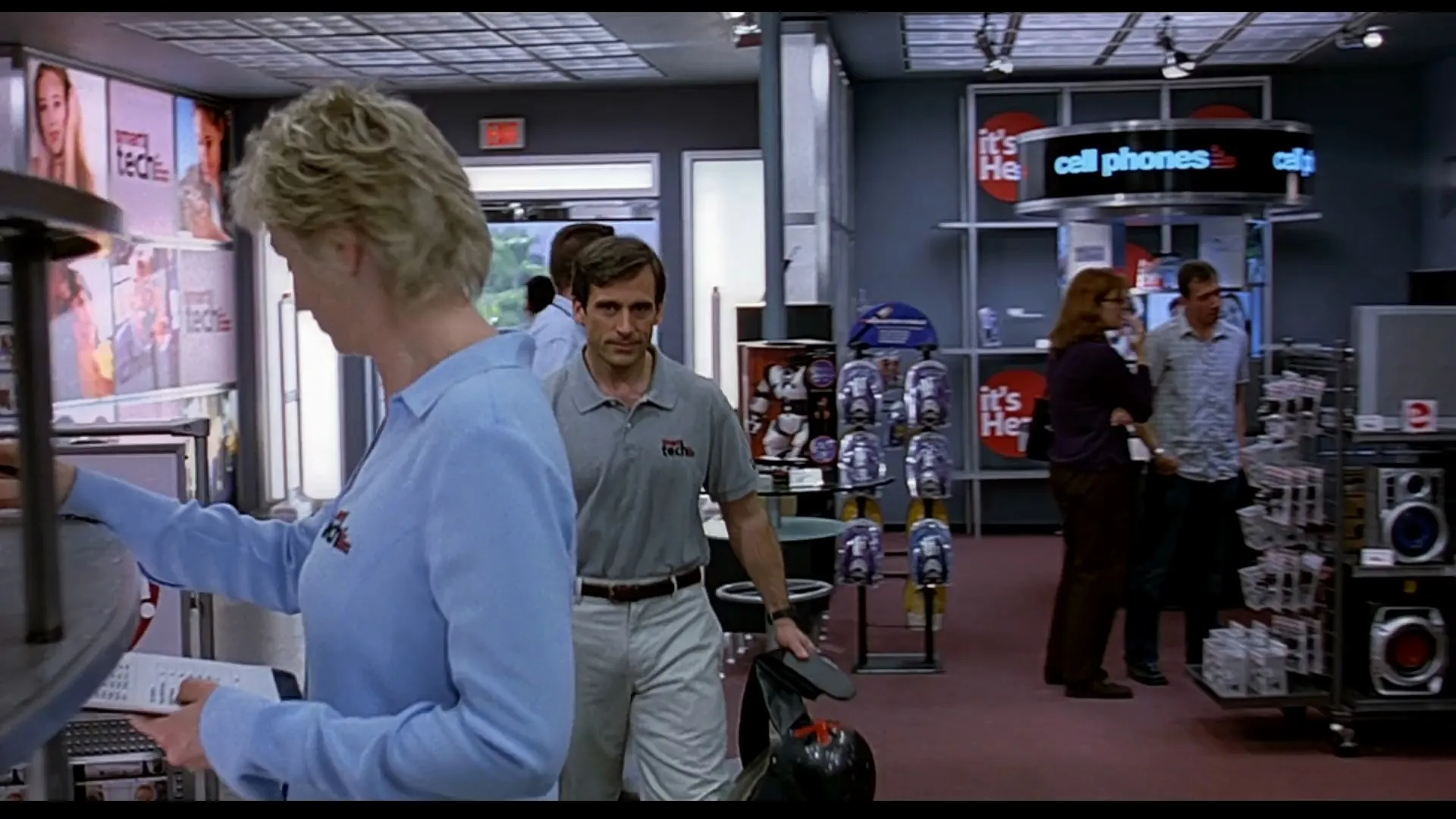The 40-Year-Old Virgin 2005 Hindi Dual Audio 720p BluRay [1.1GB] Screenshot